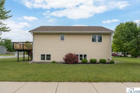 11 Fox Trail North Mankato MN 56003