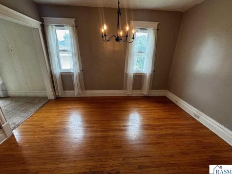 607 N Minnesota Avenue St. Peter MN 56082