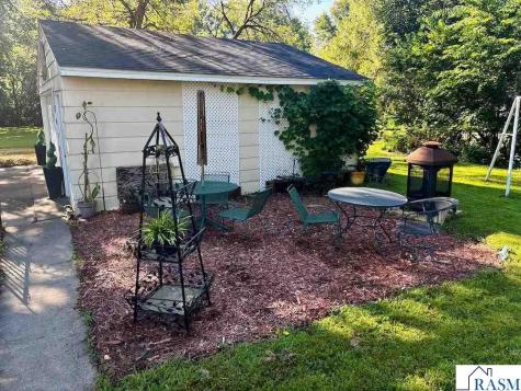 607 N Minnesota Avenue St. Peter MN 56082