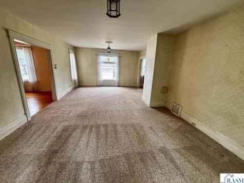 607 N Minnesota Avenue St. Peter MN 56082