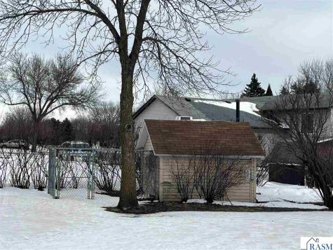 2395 Douglas Street Windom MN 56101