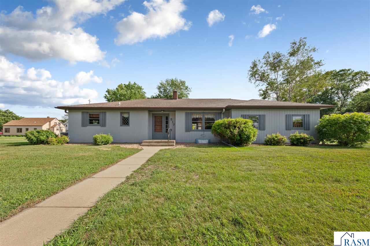 517 Court Avenue Gaylord MN 55334