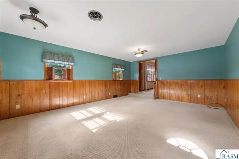 517 Court Avenue Gaylord MN 55334