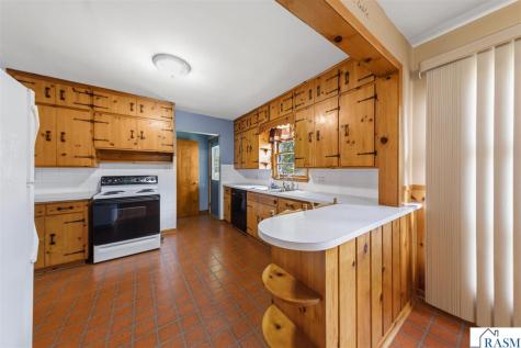 517 Court Avenue Gaylord MN 55334