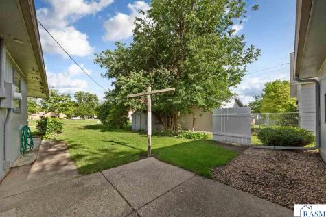 517 Court Avenue Gaylord MN 55334