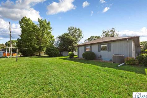 517 Court Avenue Gaylord MN 55334
