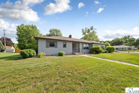 517 Court Avenue Gaylord MN 55334