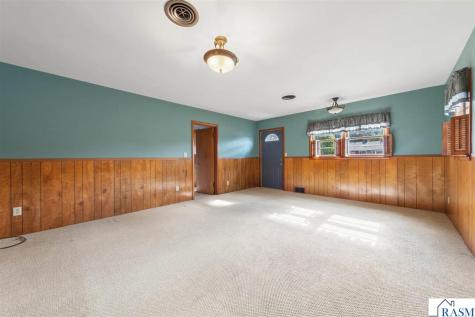 517 Court Avenue Gaylord MN 55334