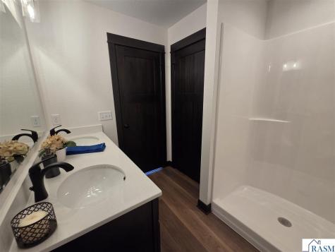 3 Marie Circle Mankato MN 56028-7517