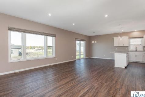 1763 Raymond Drive North Mankato MN 56003