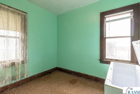 115 N Lexington Avenue Le Center MN 56057