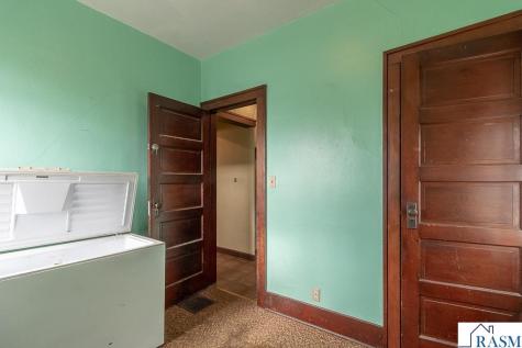 115 N Lexington Avenue Le Center MN 56057