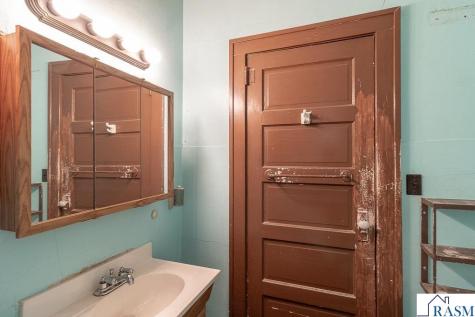 115 N Lexington Avenue Le Center MN 56057