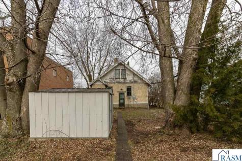 115 N Lexington Avenue Le Center MN 56057