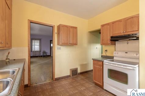 115 N Lexington Avenue Le Center MN 56057