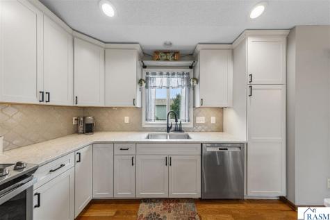 104 Kingsmill Court Mankato MN 56001
