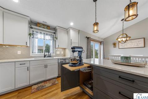 104 Kingsmill Court Mankato MN 56001