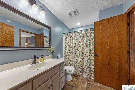 104 Kingsmill Court Mankato MN 56001