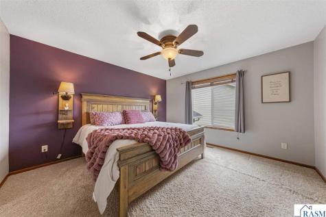 104 Kingsmill Court Mankato MN 56001