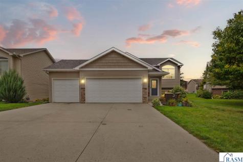 104 Kingsmill Court Mankato MN 56001