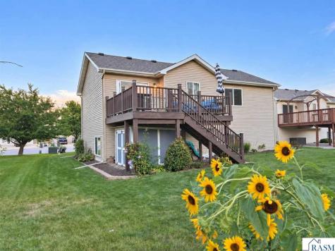 104 Kingsmill Court Mankato MN 56001