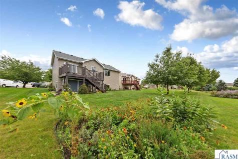 104 Kingsmill Court Mankato MN 56001