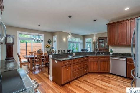 2346 Abbywood Lane North Mankato MN 56003