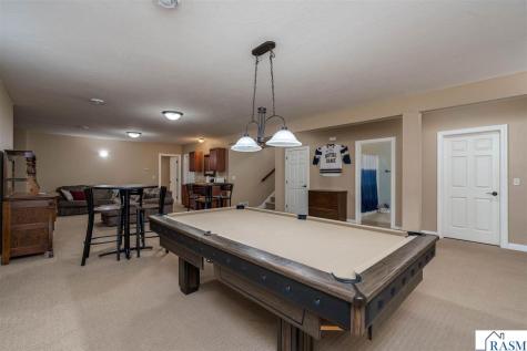 2346 Abbywood Lane North Mankato MN 56003