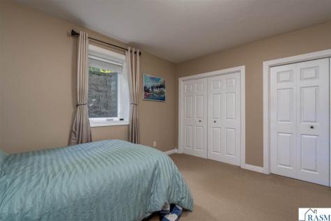 2346 Abbywood Lane North Mankato MN 56003