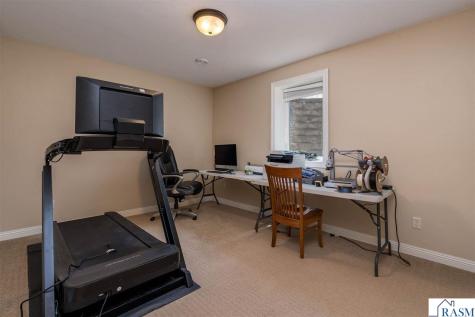 2346 Abbywood Lane North Mankato MN 56003