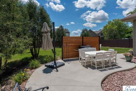 2346 Abbywood Lane North Mankato MN 56003