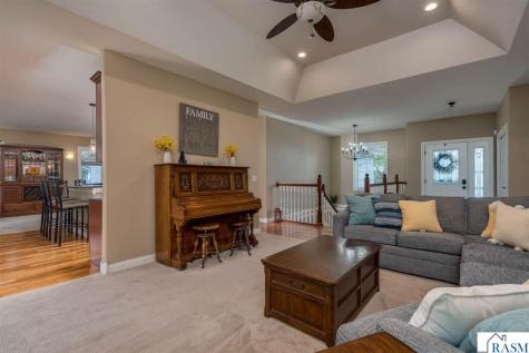 2346 Abbywood Lane North Mankato MN 56003