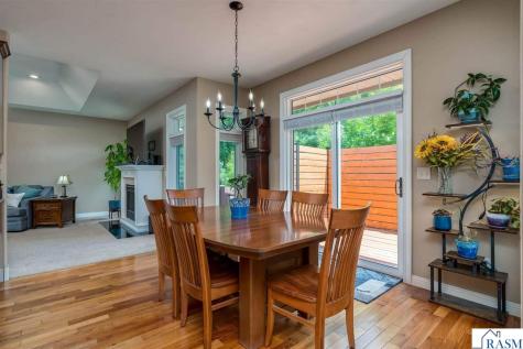 2346 Abbywood Lane North Mankato MN 56003
