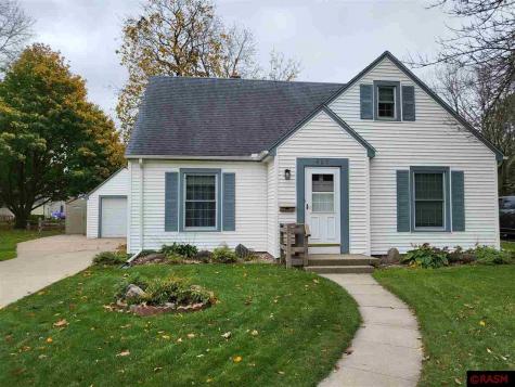 827 Nicollet Avenue North Mankato MN 56003