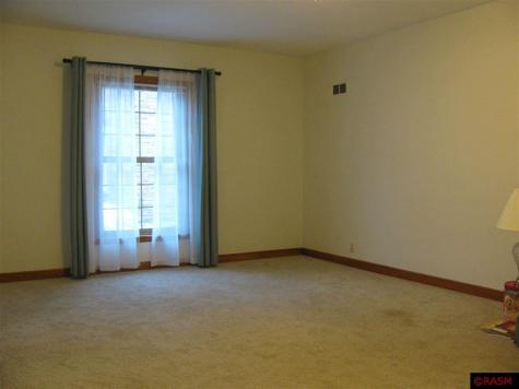 827 Nicollet Avenue North Mankato MN 56003