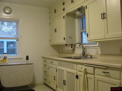 827 Nicollet Avenue North Mankato MN 56003