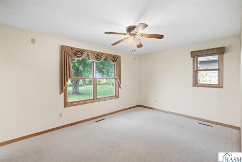 474 SW 10th Avenue Wells MN 56097