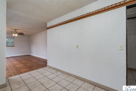 105 Jay Street Le Sueur MN 56058
