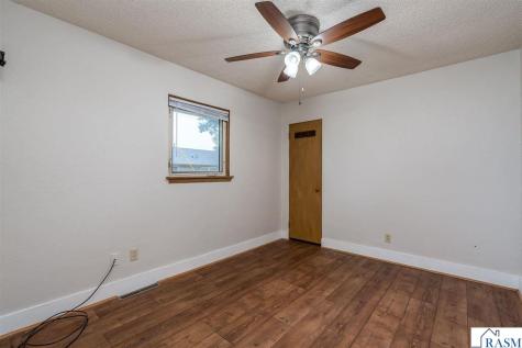105 Jay Street Le Sueur MN 56058