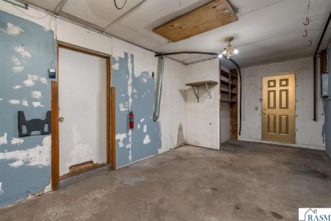 105 Jay Street Le Sueur MN 56058