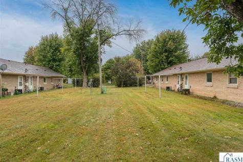 105 Jay Street Le Sueur MN 56058