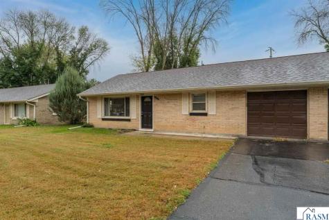 105 Jay Street Le Sueur MN 56058