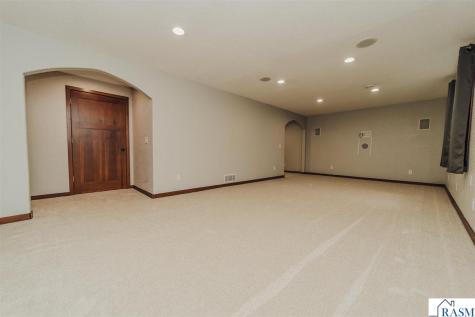 113 Timberwolf Court Mankato MN 56001