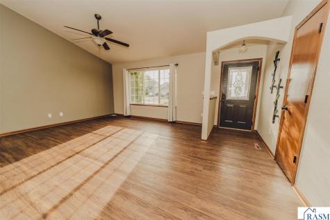 113 Timberwolf Court Mankato MN 56001
