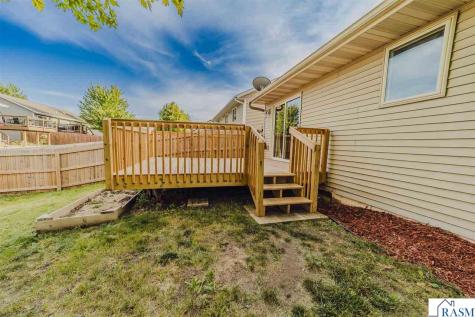 113 Timberwolf Court Mankato MN 56001