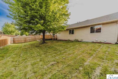 113 Timberwolf Court Mankato MN 56001