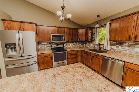 113 Timberwolf Court Mankato MN 56001