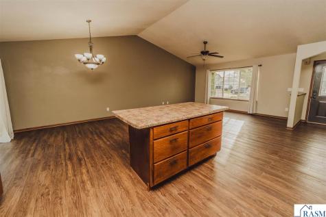 113 Timberwolf Court Mankato MN 56001