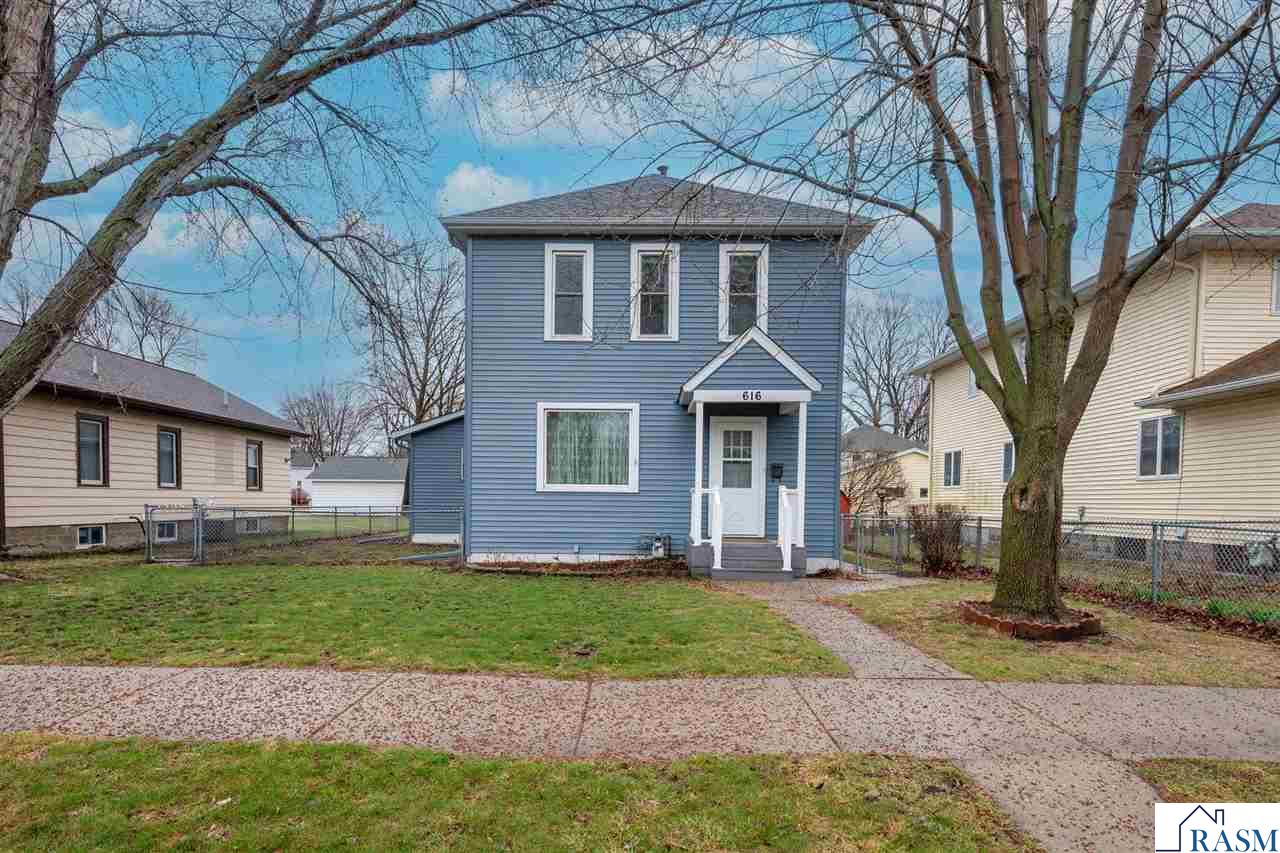 616 Range Street North Mankato MN 56003