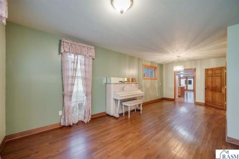 616 Range Street North Mankato MN 56003